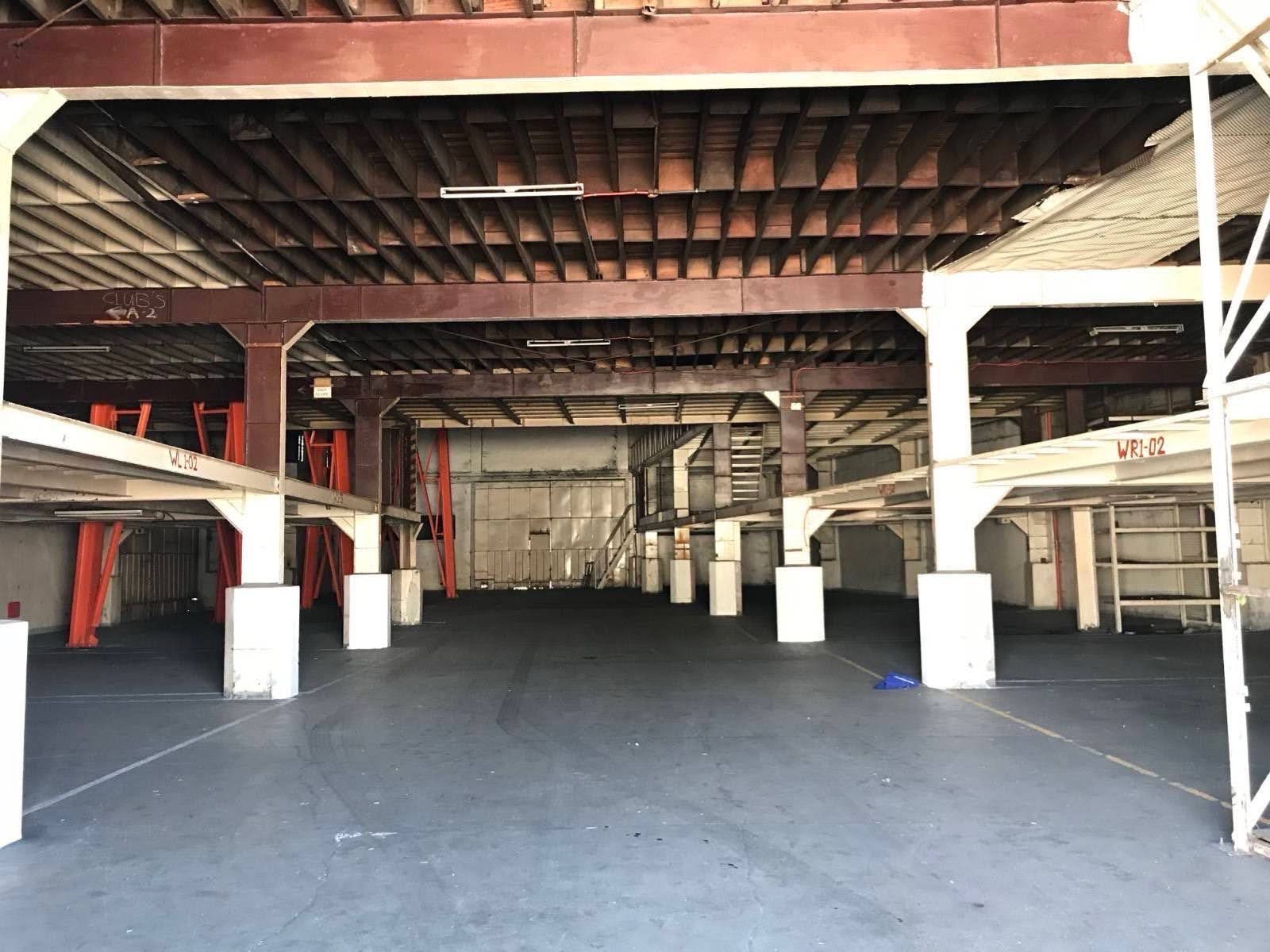 Warehouse for lease in West Service Road corner Pajero St.. Marcelo Green Village, Paranaque